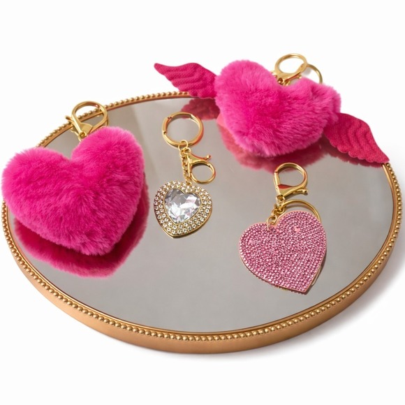 Accessories - 4‎ Heart Charms For Purses or Charms for Keys Pink #0468